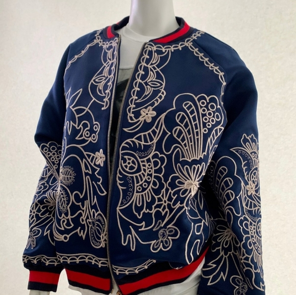 Embroided Jacket - Picture 3 of 4